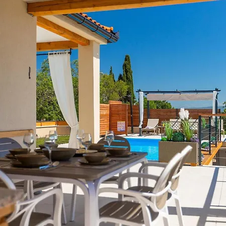 Veduta Dom wakacyjny Pula