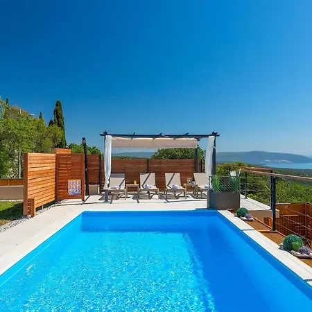 Holiday home Veduta Pula