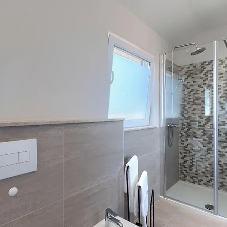 Veduta Holiday home *