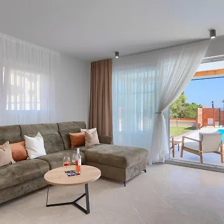 Veduta Holiday home *